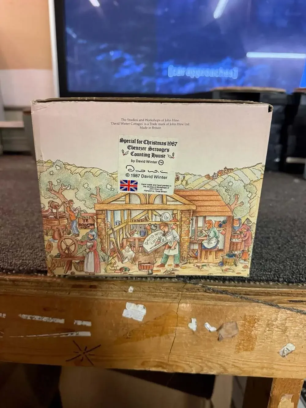 David Winter Cottages Ebenezer Scrooge's Counting House Special Christmas 1987 F